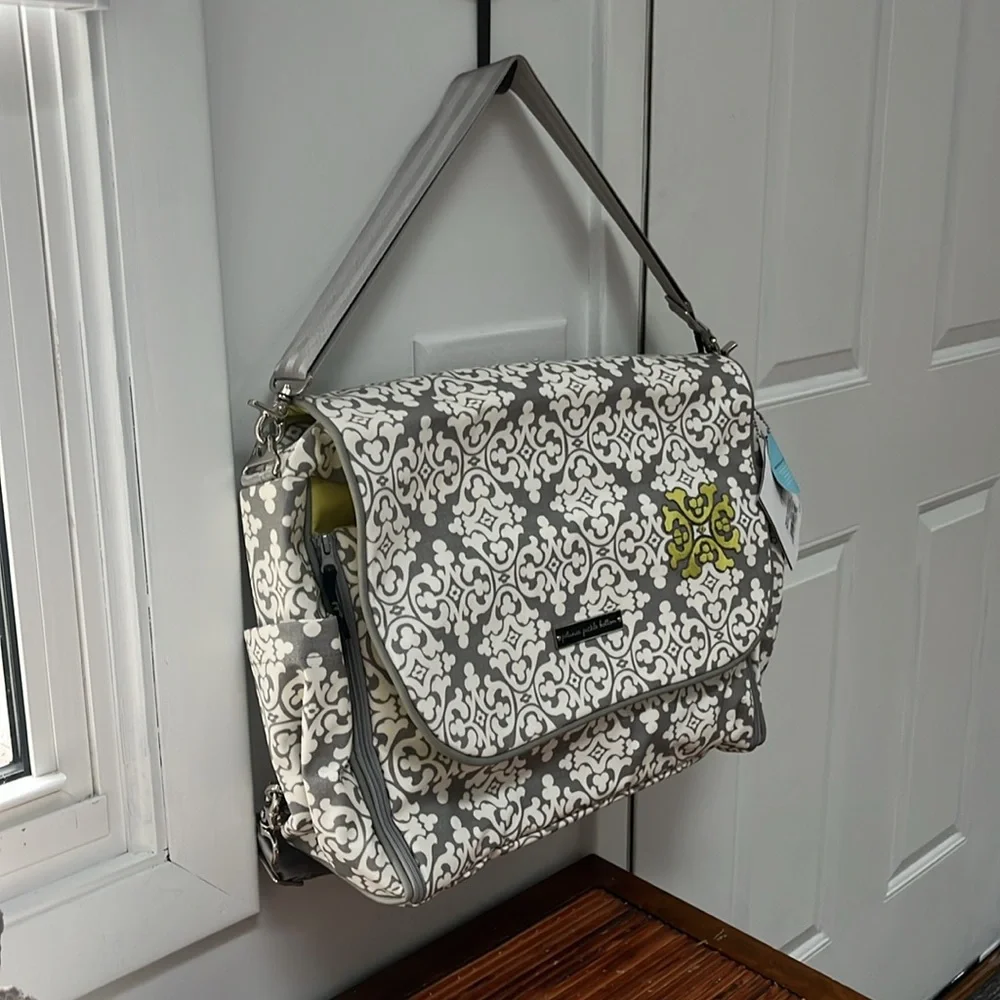 Petunia Pickle Bottom Breakfast in Berkshire Abundance Boxy Backpack,NWT